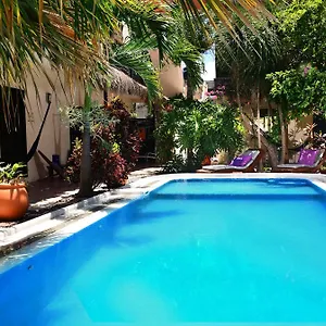 4* Hotel Geminis Boutique Condohotel